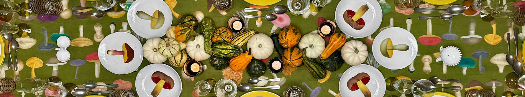 Thanksgiving Tablecloths & Napkins