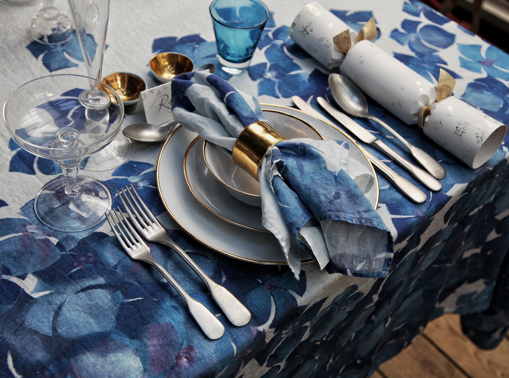 Hydrangea Linen Tablecloth in Blue