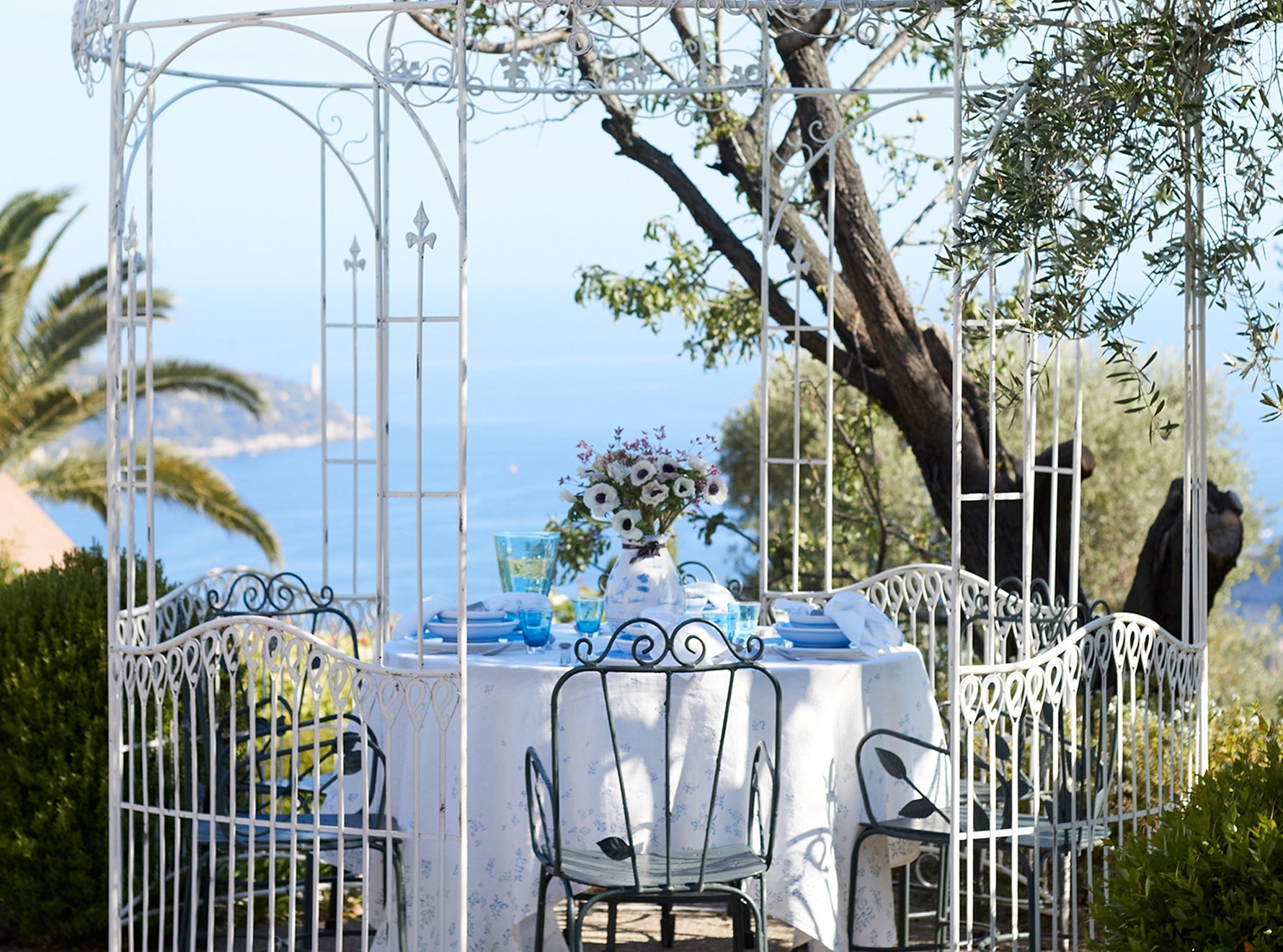 Bernadette's Falling Flower Square Linen Tablecloth in Light Blue, 200cm x 200cm