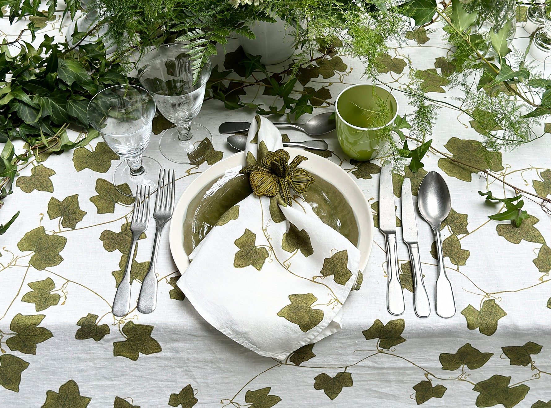 'Ivy' Herbarium Linen Tablecloth