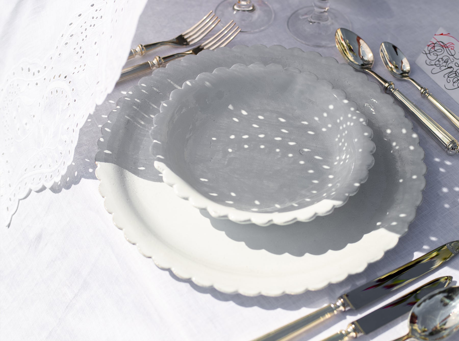 Broderie Anglaise Linen Tablecloth